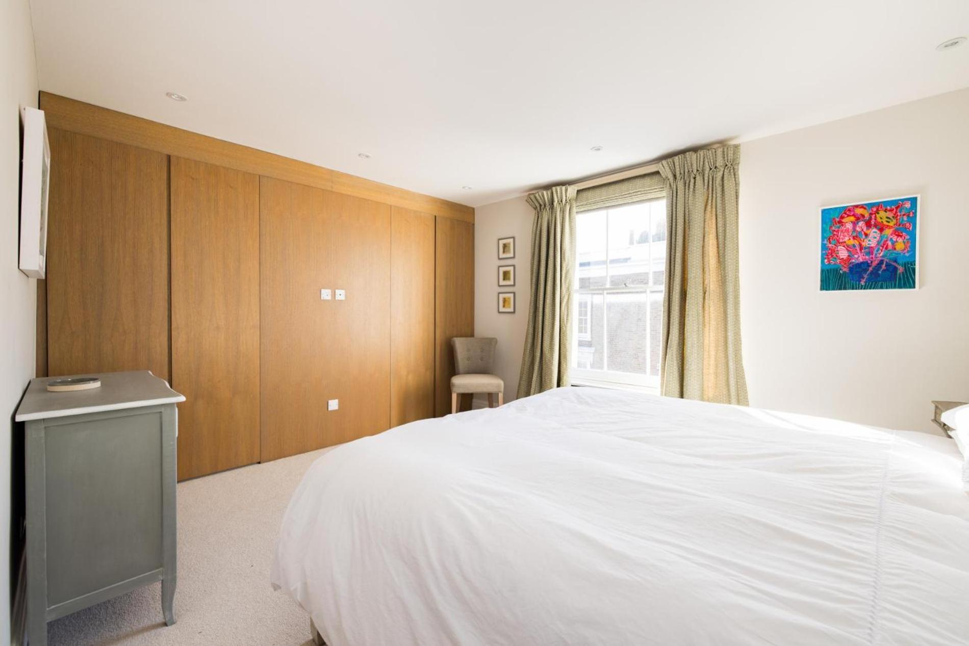 Sunny In Chelsea - Luxurious 3 Bedroom Chelsea Londra