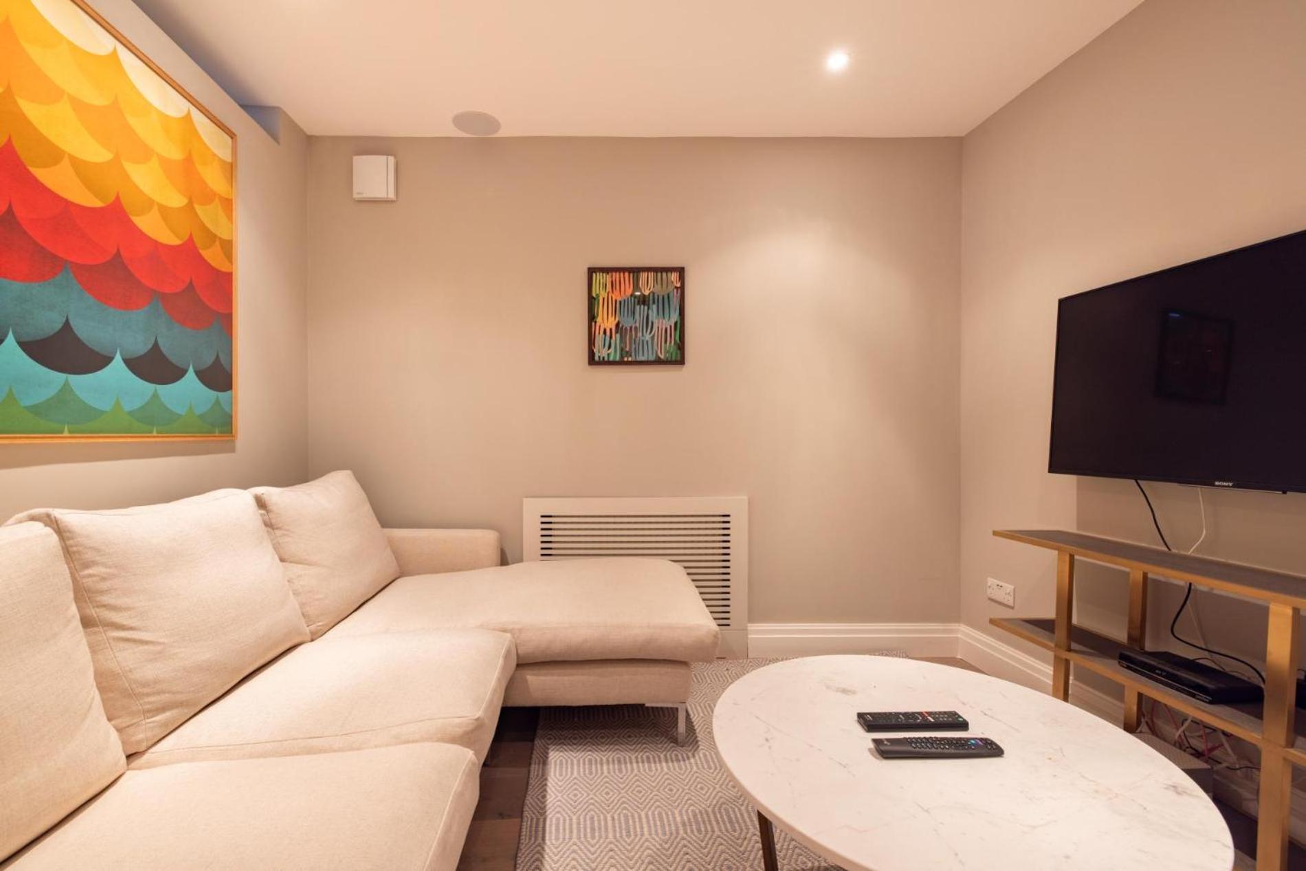 Sunny In Chelsea - Luxurious 3 Bedroom Chelsea Casa vacanze *